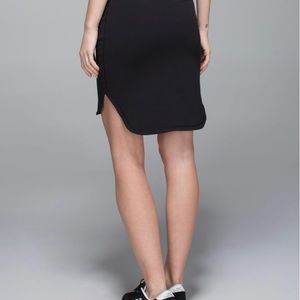 Lululemon Skirt 4